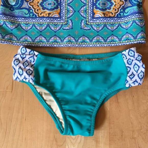 CABANA LIFE | Jewel Scarf 2-Piece Girls Rashguard Swimsuit - Picture 6 of 16